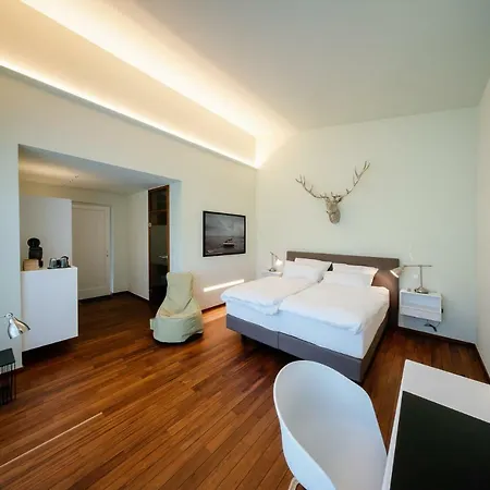 Motelplushotel Biggeseefront فندق *