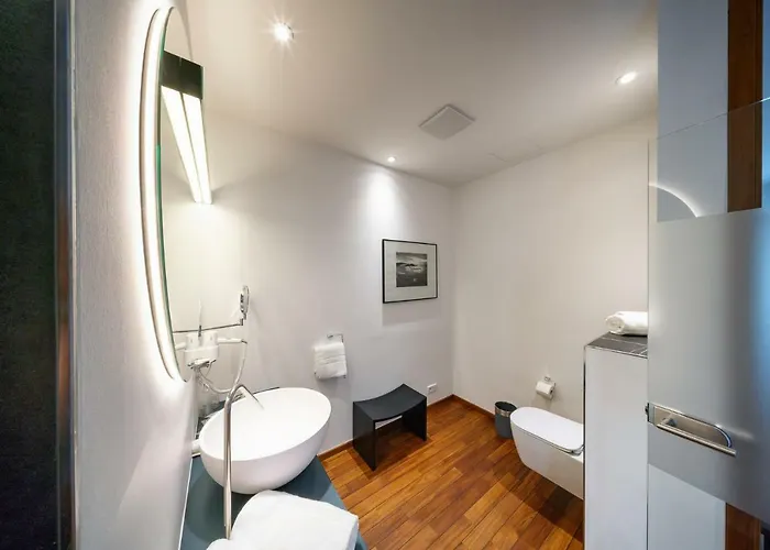 Motelplushotel Biggeseefront * Olpe bei Meschede