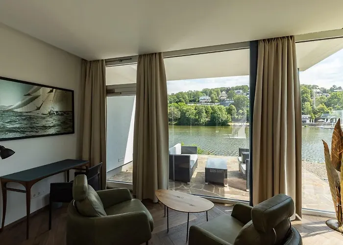 Motelplushotel Biggeseefront * Olpe bei Meschede